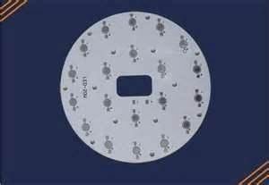 ISO9001-2000 White Chemical Gold  FR4 Halogen Free High density LED pcb circuit board